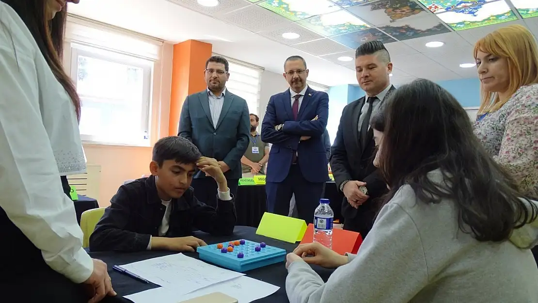 Havran'da Akıl ve Zekâ Oyunları Turnuvası renkli görüntülere sahne oldu