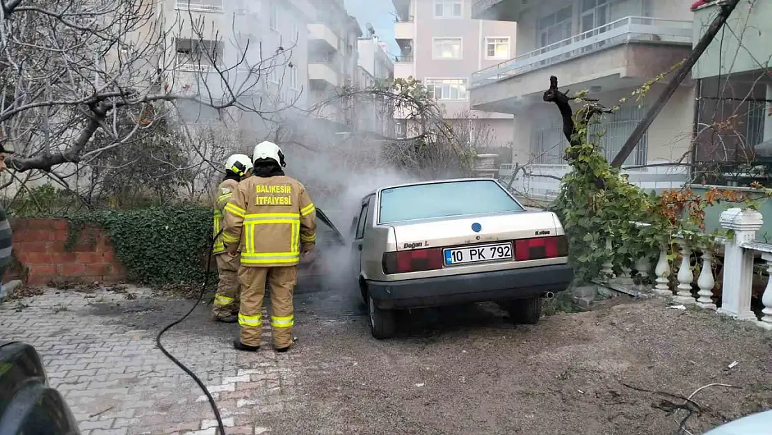 Havran'da araç yangınına itfaiye müdahale etti