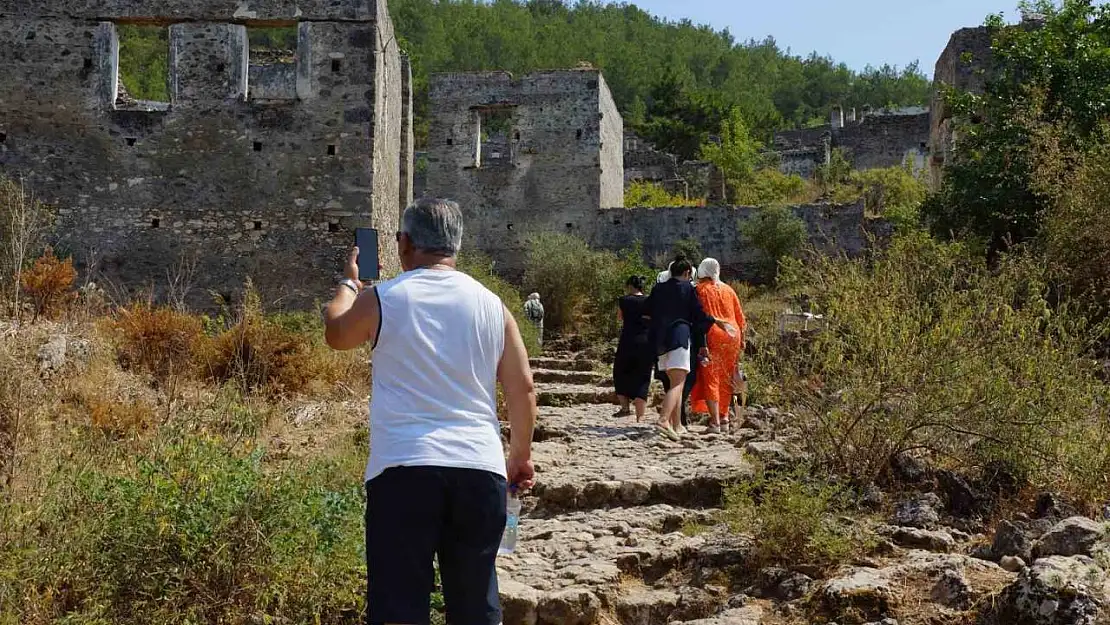 Hayalet Köy, tarihin kalbinde atmaya devam ediyor