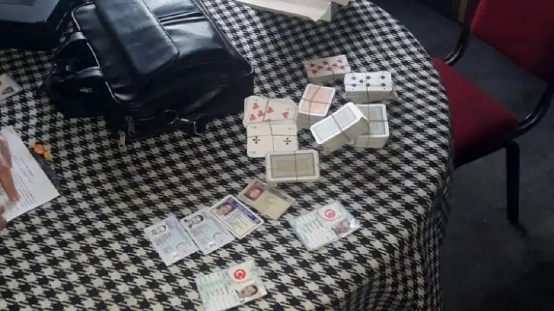 Hayatlarıyla kumar oynarken yakalandılar