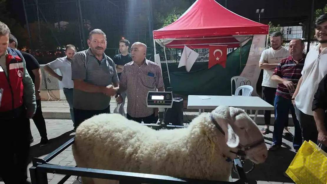 Hayvan Ağırlık Tahmin Yarışmasında ödüller sahiplerini buldu