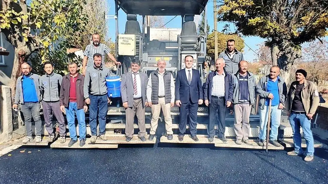 Hisarcık Aşağı ve Yukarı Yoncaağaç köyü yollarına sıcak asfalt