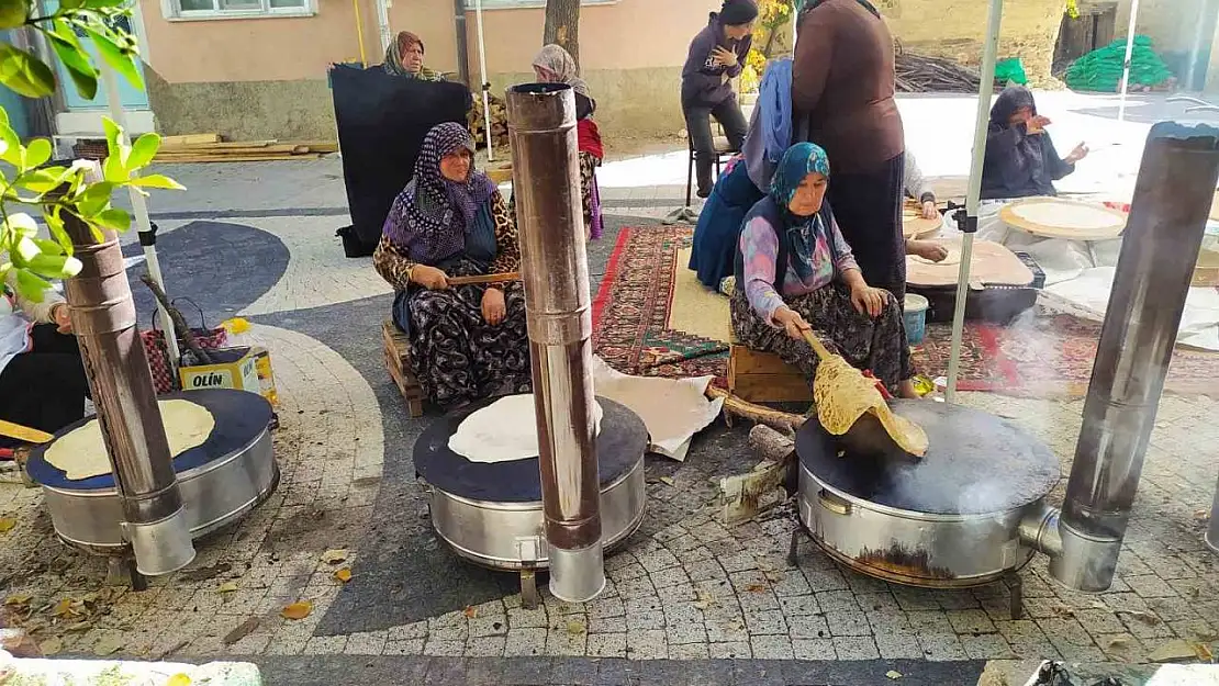 Hisarcık Şehitler Mahallesi'nde gözleme hayrı