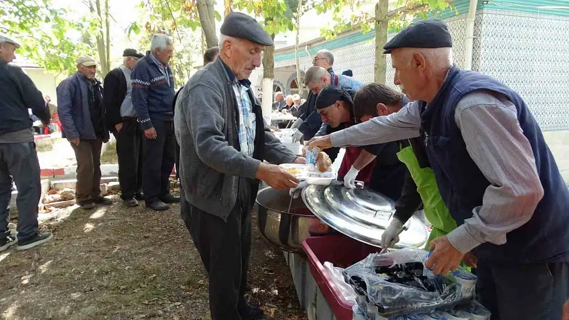 Hisarcık Şeyhler köyünde 500 kişilik hayır yemeği