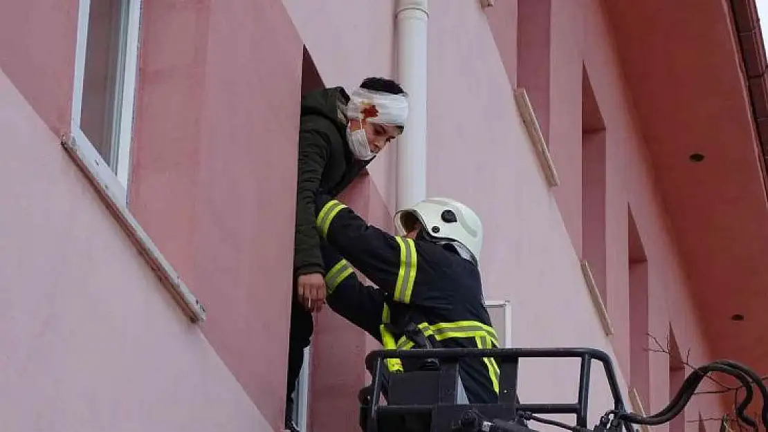 Hisarcık'ta deprem anı ve tahliye tatbikatı