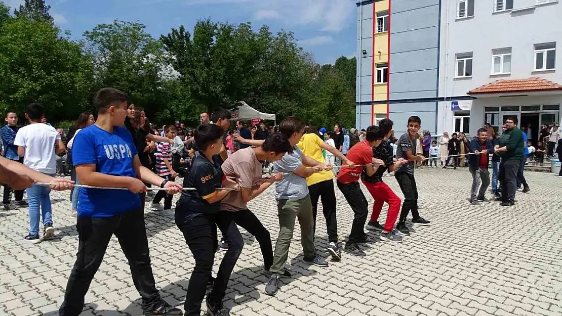 Hisarcık'ta İmam Hatip Kültürü tanıtım şenliği