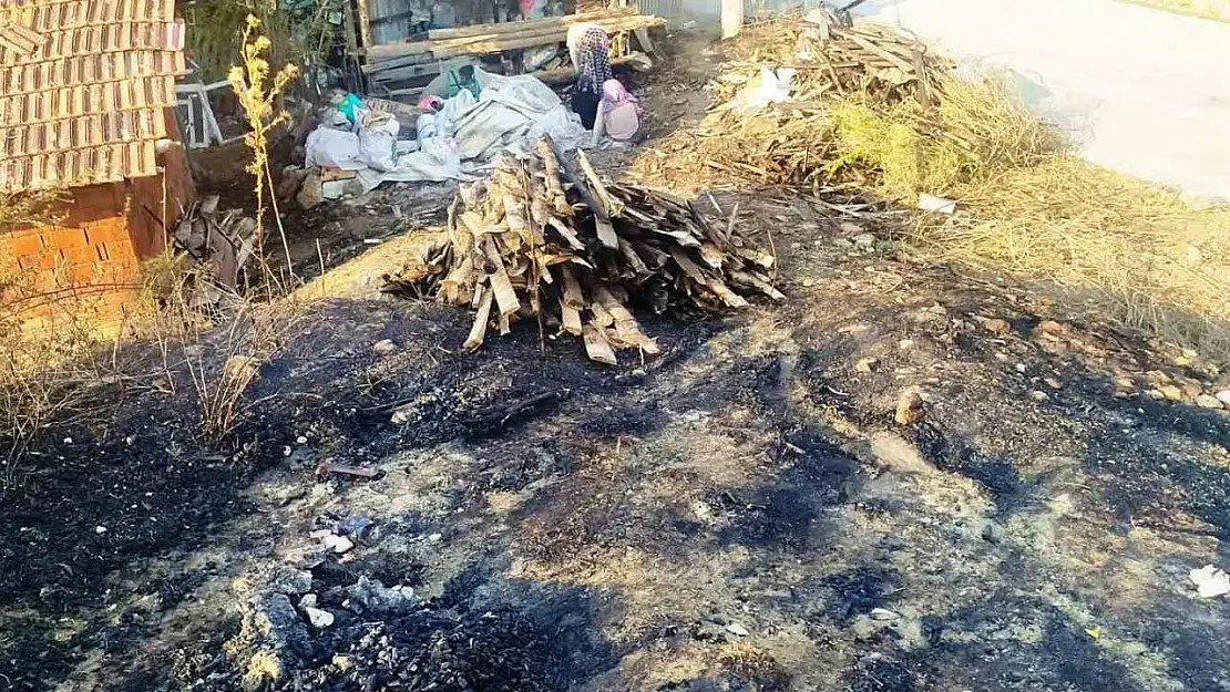 Hisarcık'ta kazan ateşinden sıçrayan kıvılcım arazi yangınına neden oldu