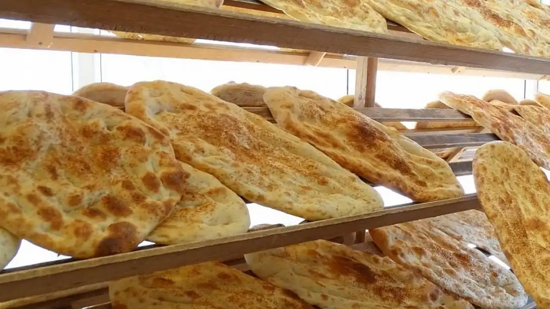 Hisarcık'ta Ramazan pidesi fiyatları açıklandı