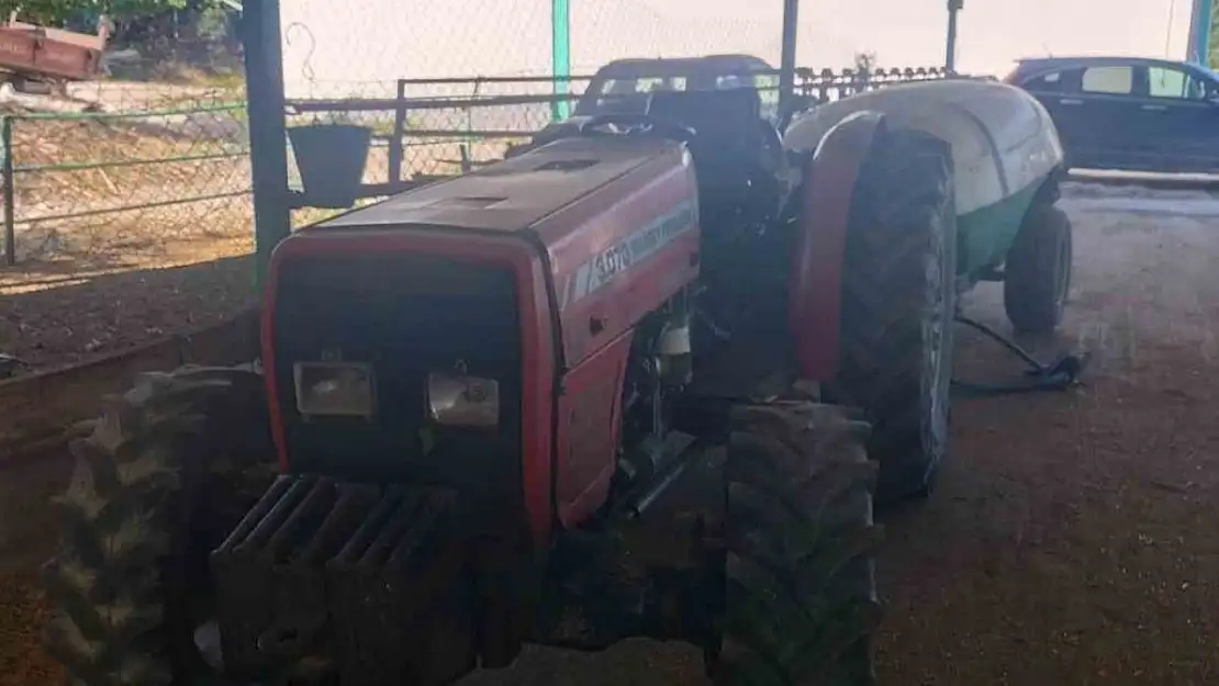 Honaz'da çalınan traktörü jandarma 3 saatte buldu