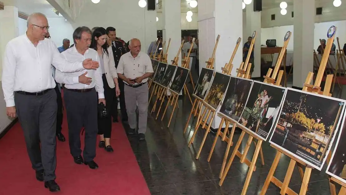 İHA'nın unutulmayan 15 Temmuz fotoğrafları Salihli'de sergilendi