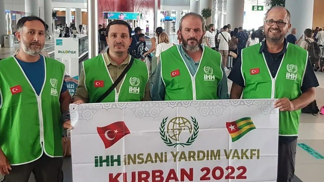 İHH Gönüllüleri Togo'da kaza geçirdi: 3 ölü, 2 yaralı