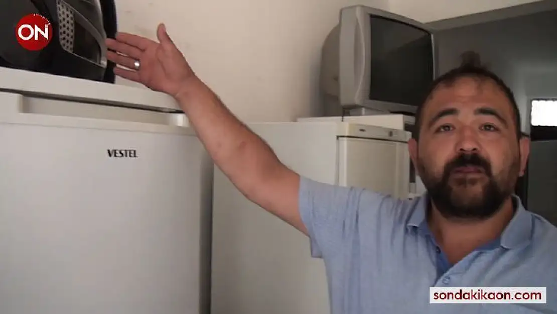 İkinci el eşyacı ve spotçular öğrencileri bekliyor