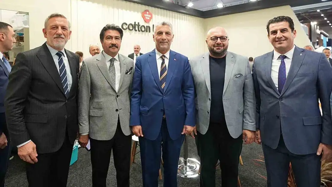 İl Başkanı Güngör, Bakan Bolat ile Denizlili firmaları fuarda ziyaret etti.