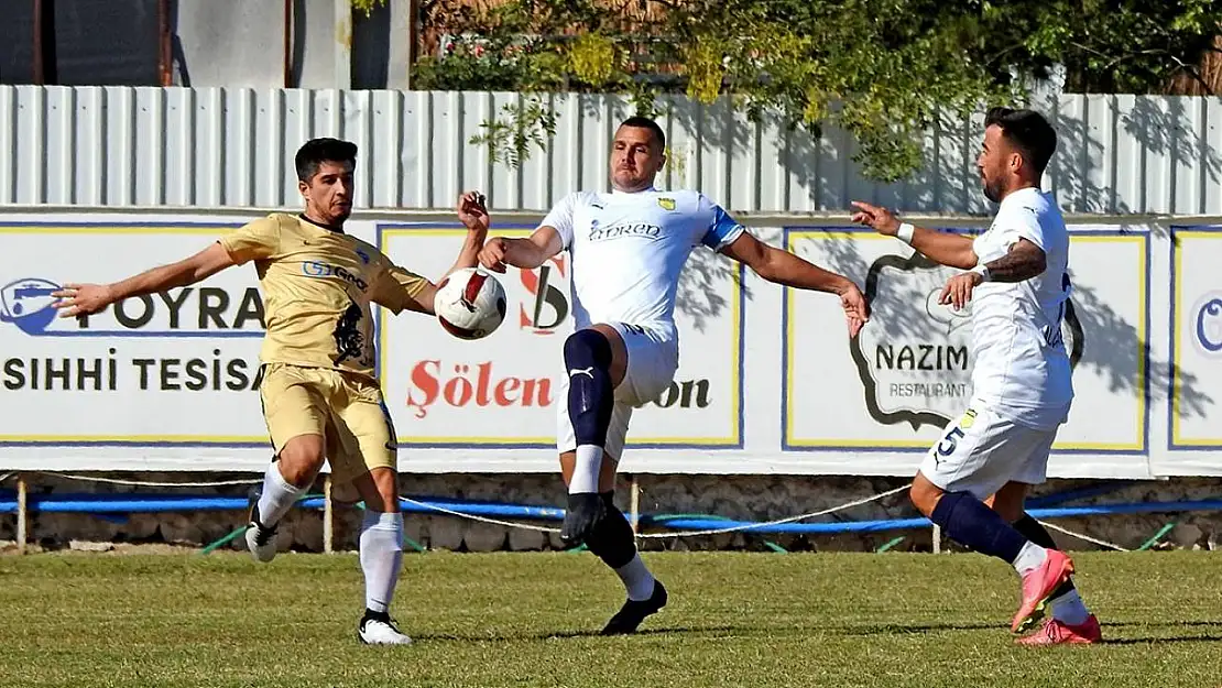 İmren Alaçatıspor'dan 6 gollü galibiyet