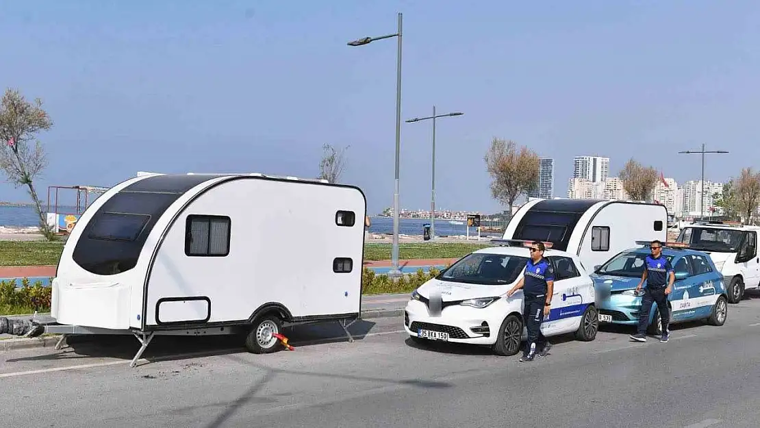 İnciraltı ve Karşıyaka'da 433 karavan tahliye edildi