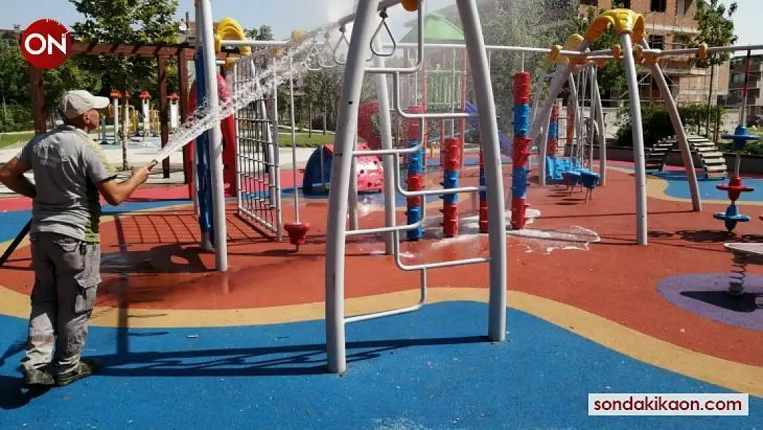 İnegöl'de bayram temizliği sürüyor