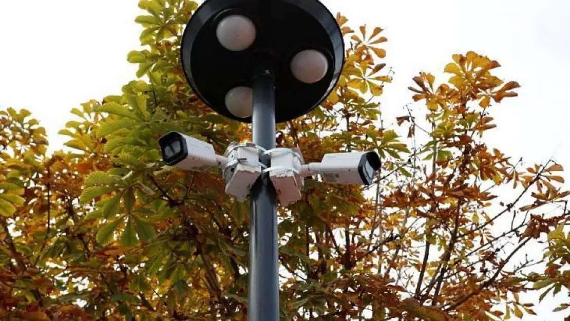 İnegöl'de parklar 7/24 mercek altında