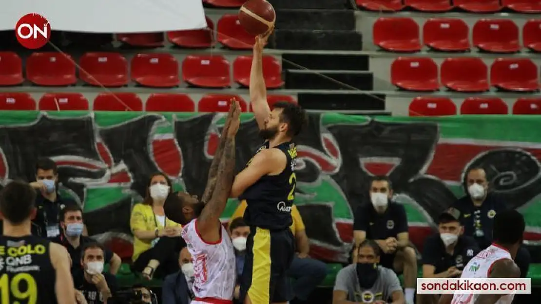 ING Basketbol Süper Ligi play-off: Pınar Karşıyaka: 76 - Fenerbahçe Beko: 78