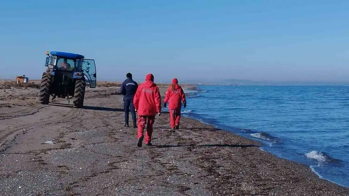 İstanbul'da denize düşen iki kardeş için Çanakkale'de de arama çalışması başlatıldı