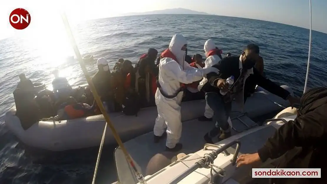 İzmir açıklarında 59 düzensiz göçmen kurtarıldı