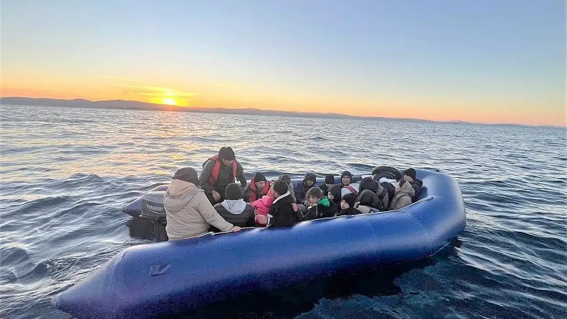 İzmir açıklarında kaçak göçmen yoğunluğu