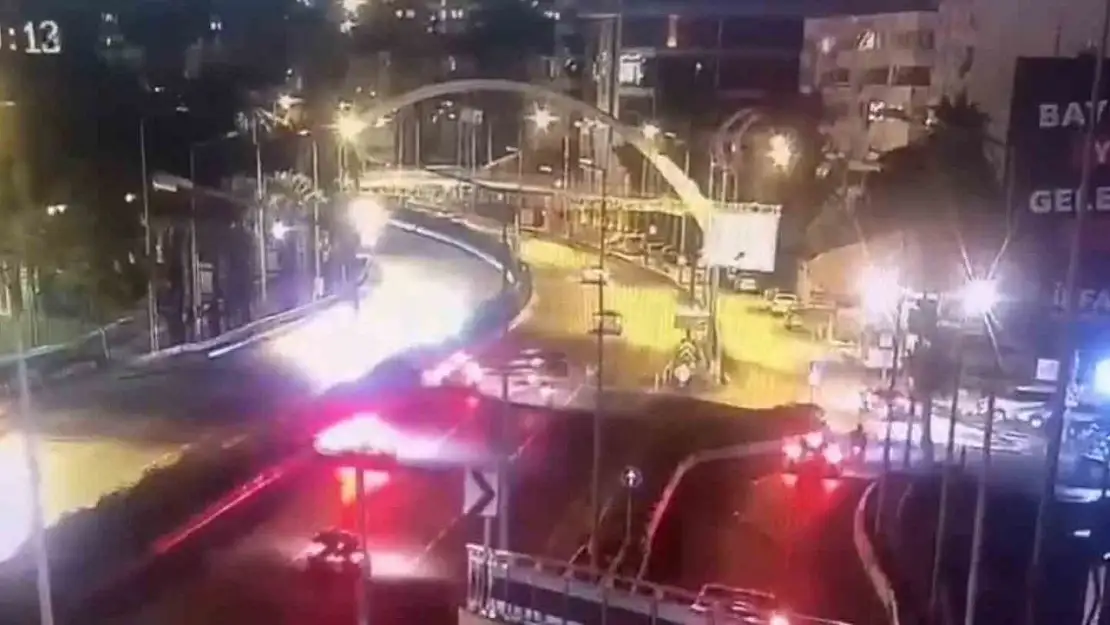 İzmir'de 1 kişinin öldüğü kaza kamerada