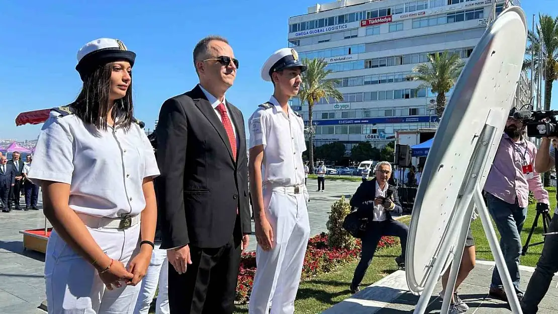 İzmir'de 1 Temmuz Denizcilik ve Kabotaj Bayramı kutlandı