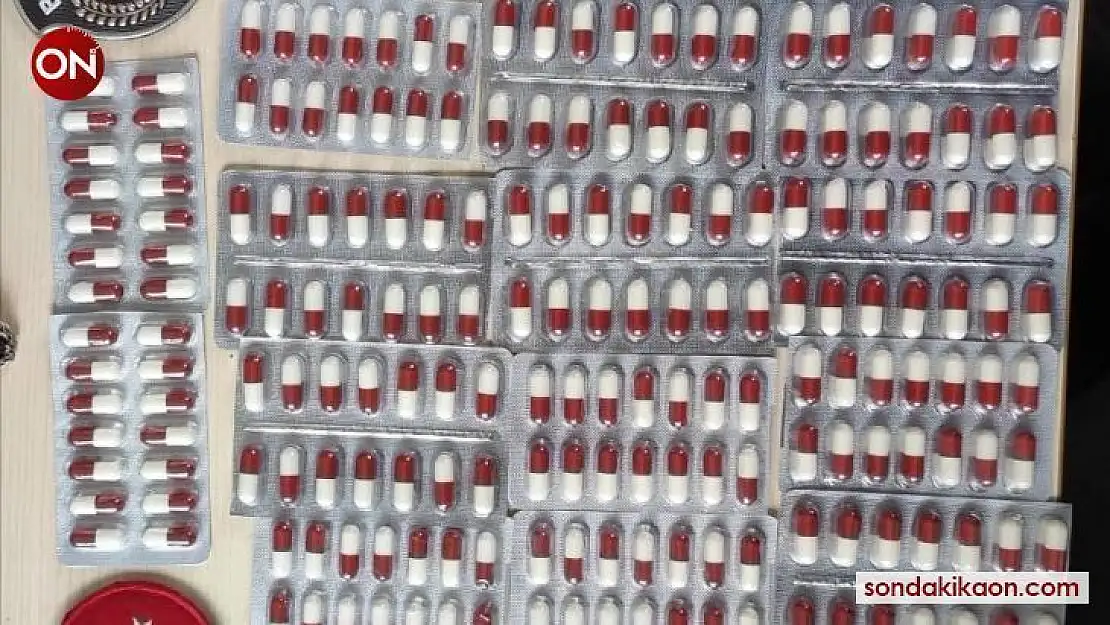 İzmir'de bekçilerin şüphesi yüzlerce sentetik hapı ortaya çıkardı