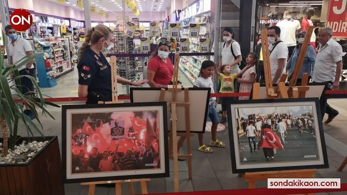 İzmir'de Jandarmadan 15 Temmuz fotoğraf sergisi