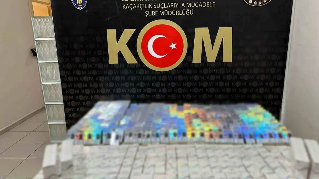 İzmir'de kaçakçılara eş zamanlı operasyon