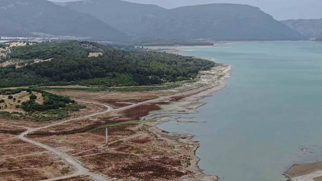 İzmir'de kuraklık tehlikesi barajlarda su miktarı kritik seviyede