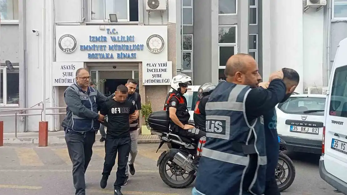 İzmir'de kuyumcudan 3 milyonluk soygun yapan 4 zanlı tutuklandı