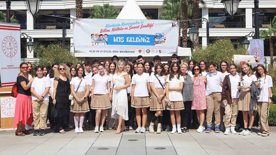 İzmir'de lise öğrencilerinin yaptığı 45 proje sergilendi