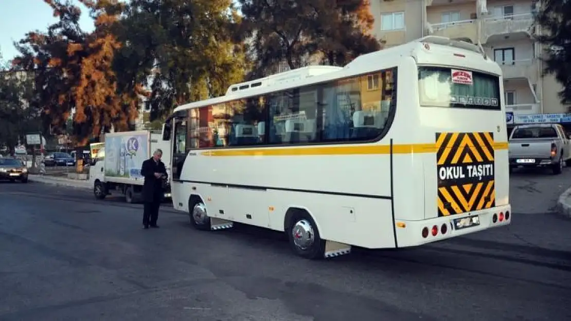 İzmir'de öğrenci servislerine yüzde 34 zam