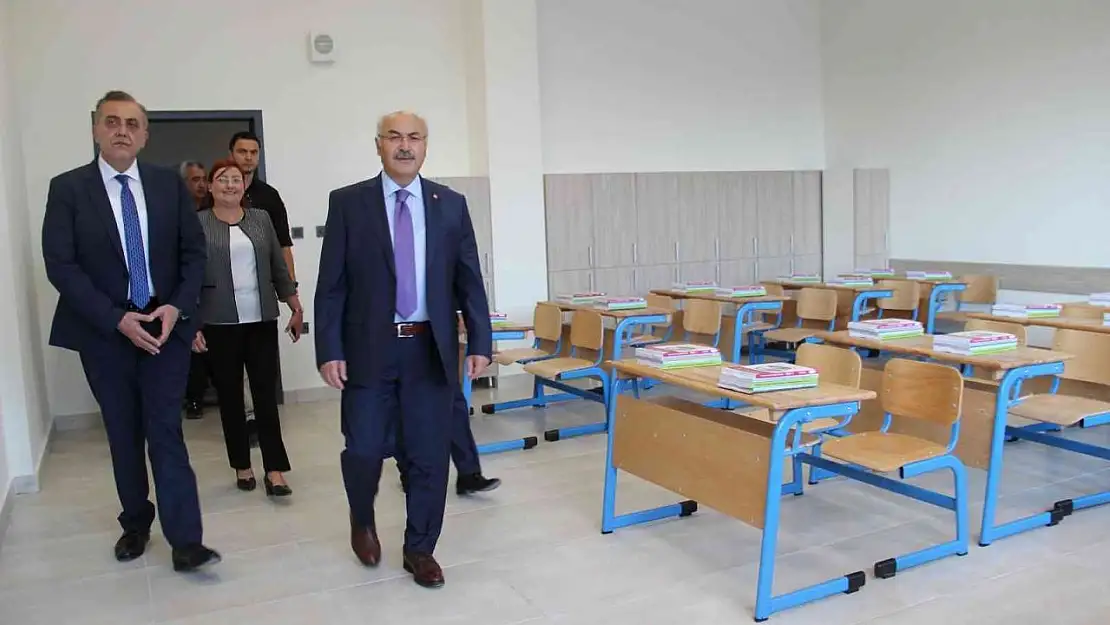 İzmir'de okul binalarının deprem güvenliği için ciddi süreç yönetiliyor