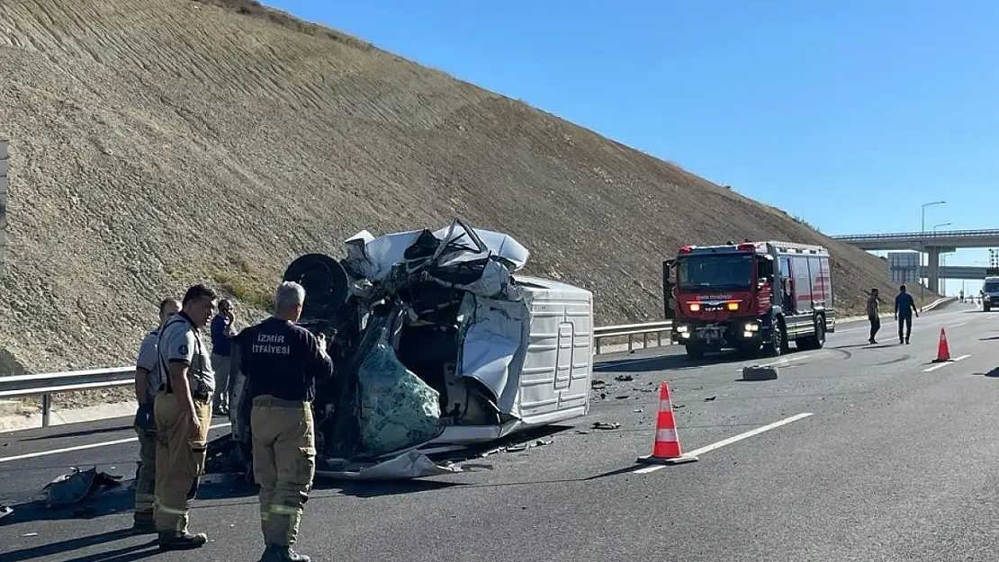 İzmir'de otoyolda trafik kazası:1 yaralı