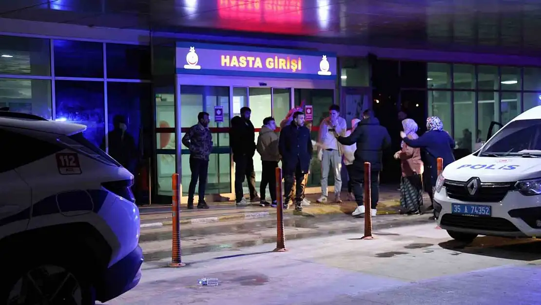 İzmir'de parkı kana buladılar: 7 yaralı