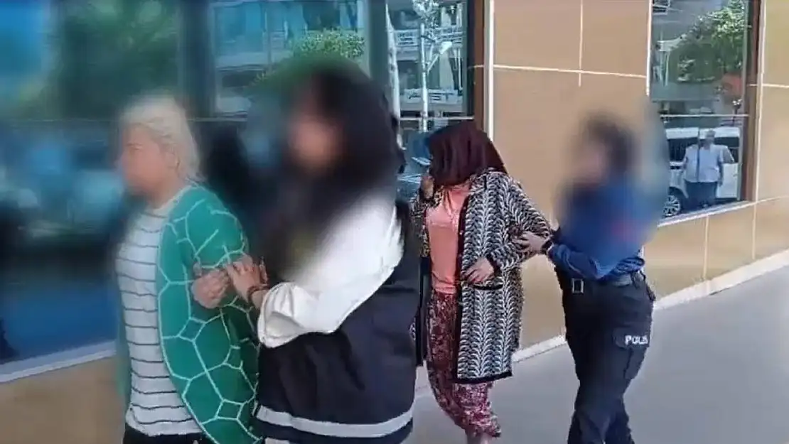 İzmir'de uyuşturucu operasyon: 4 zehir taciri tutuklandı