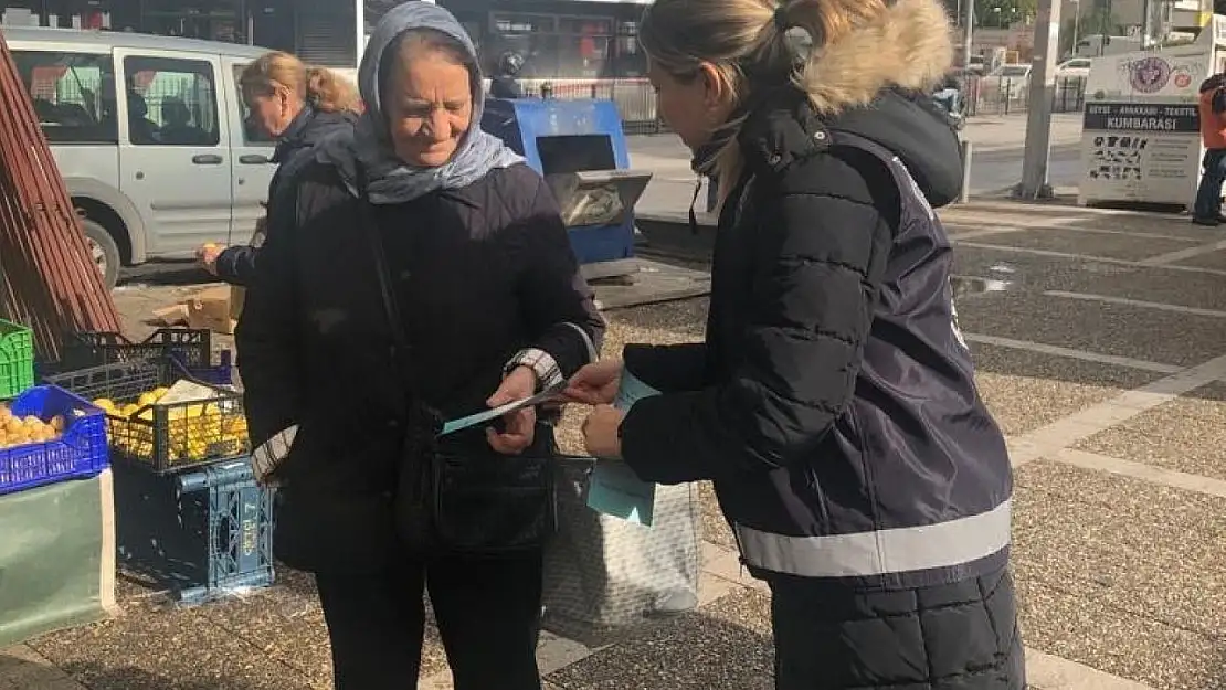 İzmir polisi KADES'i tanıttı, dolandırıcılara karşı uyardı