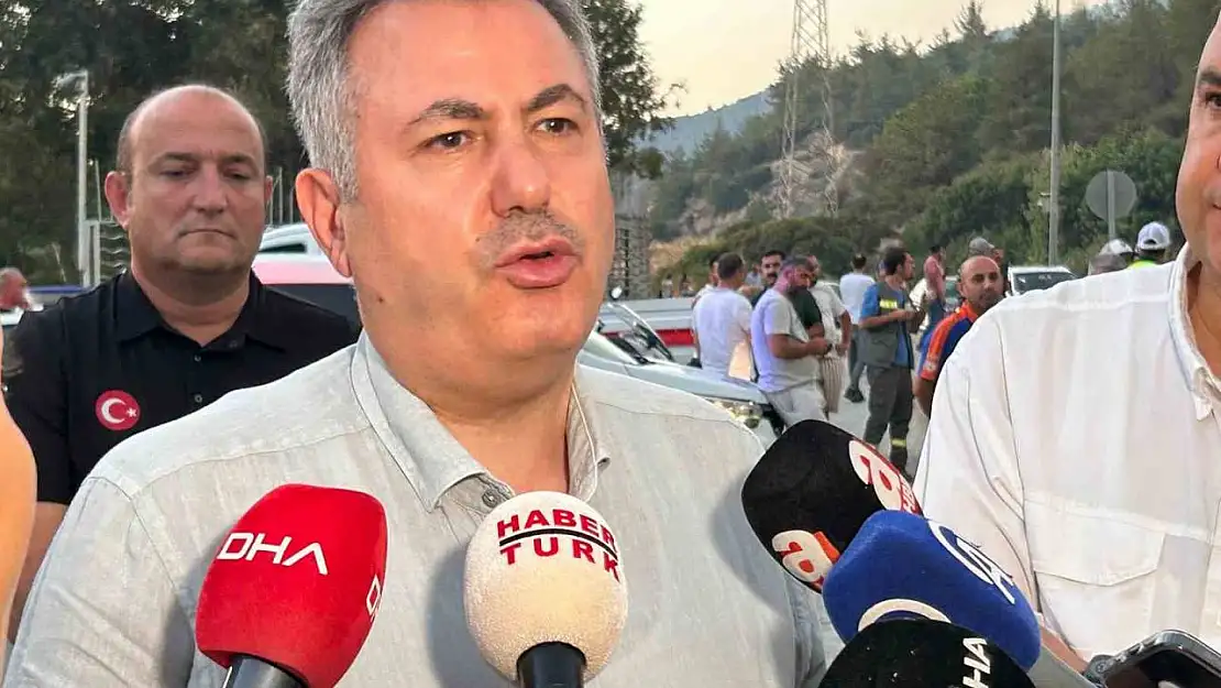 İzmir Valisi Elban: 'Yangının enerjisi düşmüş durumda'