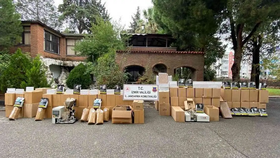 İzmir ve Manisa'da piyasa değeri 2,5 milyon liralık kaçak sigara ele geçirildi