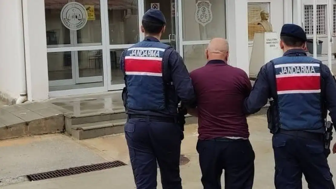 Jandarma ekipleri 52 aranan şahsı kıskıvrak yakaladı