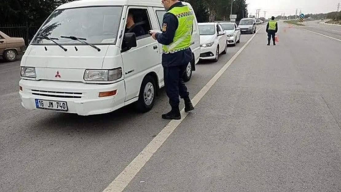 Jandarmadan emniyet kemeri uygulaması