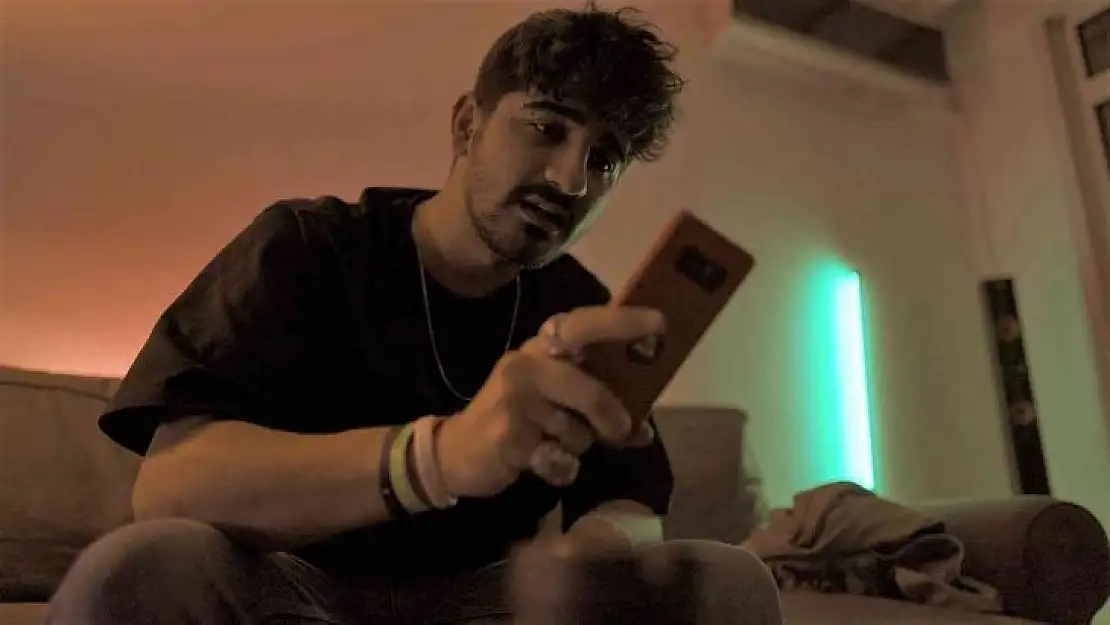 Jelly'nin büyük başarısı: Bilim kurgu ile dramı filmde birleştirdi