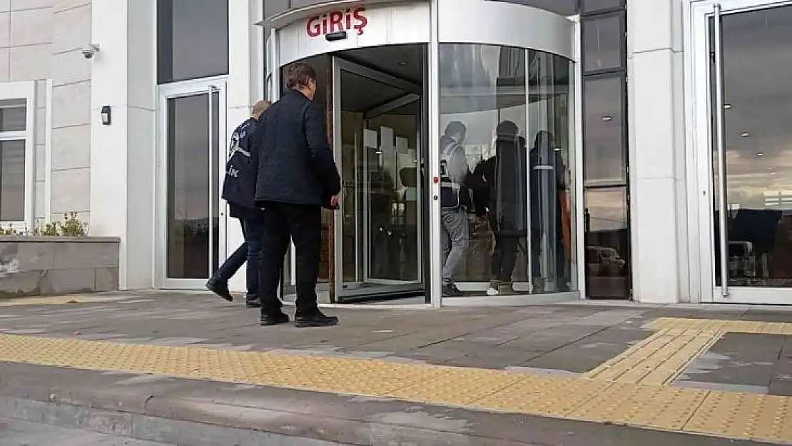 Kablo hırsızları Gemlik'te yakalandı