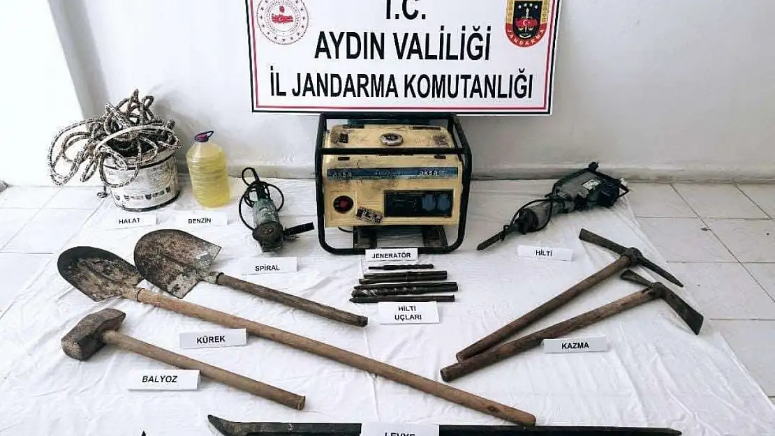 Kaçak kazı yaparken suçüstü yakalandılar