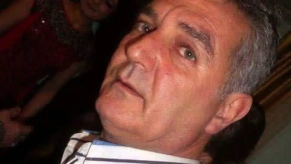 Kadın arkadaşını öldürüp intihar etti