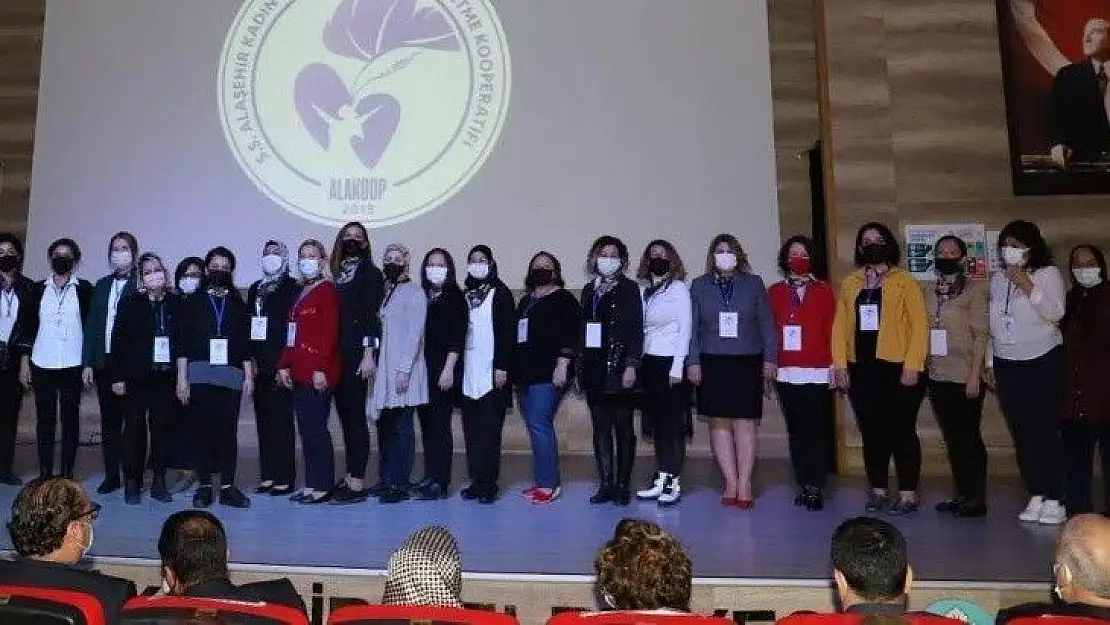 Kadın kooperatifleri değerlendirme toplantısı Alaşehir'de yapıldı