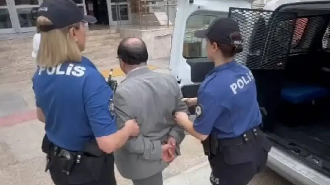 Kadına şiddet suçundan aranıyordu, kadın polislere yakalandı