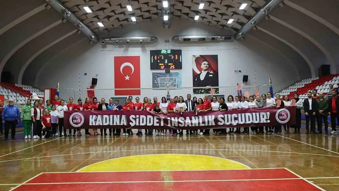 Kadına yönelik şiddete sporla dikkat çektiler